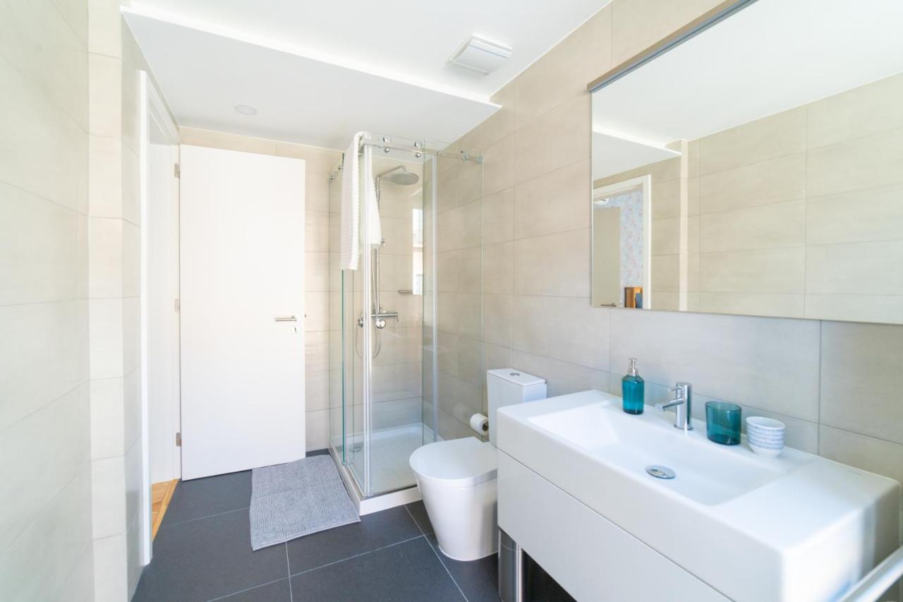 Blue By The River 2 - Elegant Two-bedroom In Santos Apartment Lissabon